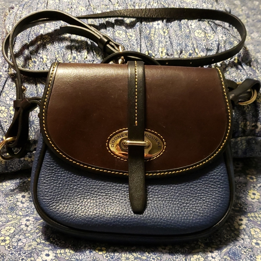 Dooney & Bourke Crossbody